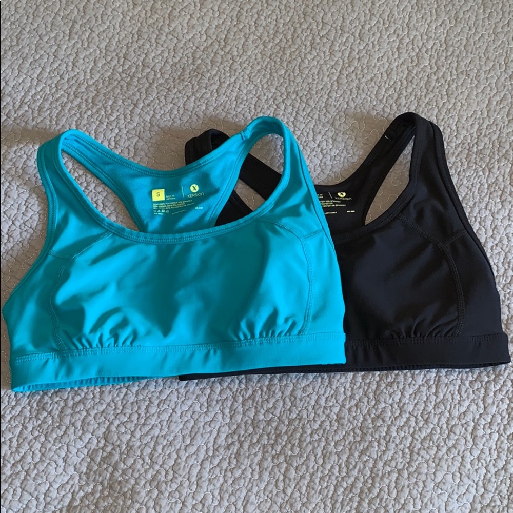 2 Sports Bras